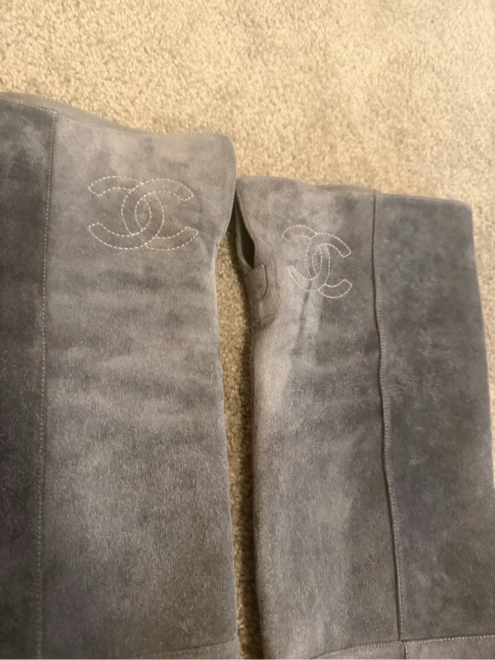 CHANEL elegant over